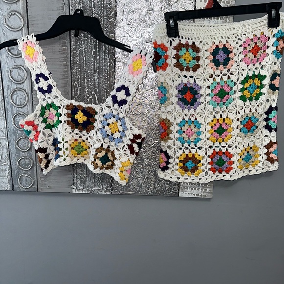 CROCHET PATCHWORK TOP & SKIRT
BEACH TWO-PIECE - Picture 3 of 3